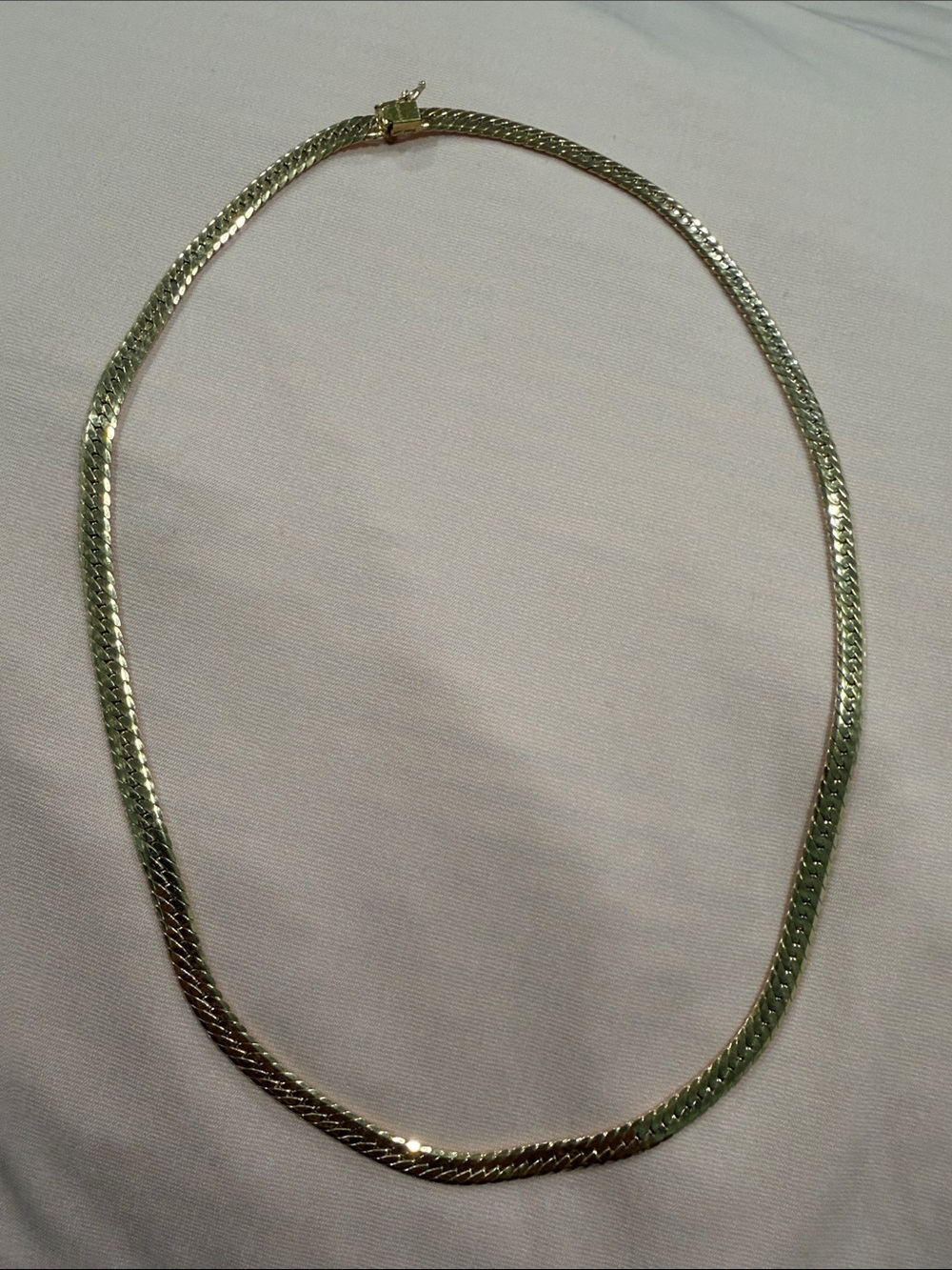 Elegant Gold-Tone Herringbone Necklace - Picture 2 of 7